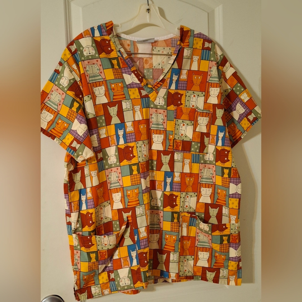 Cats Peaches uniforms size XL